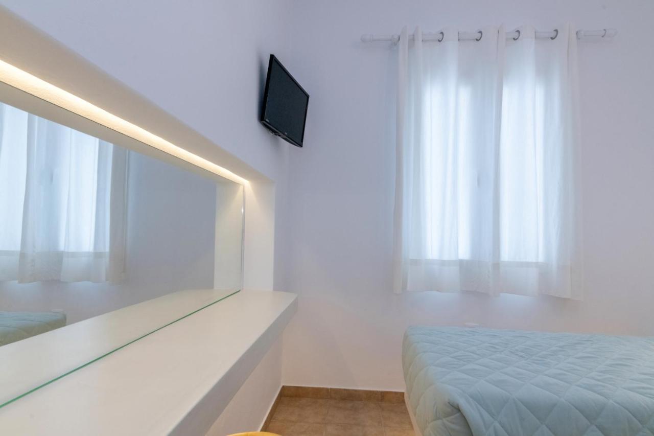 Argiro Hotell Tínos Exteriör bild